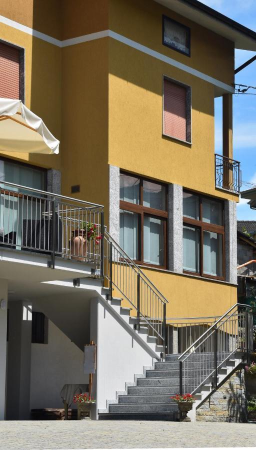 Albergo Ristorante Innocenti Ardenno Bagian luar foto