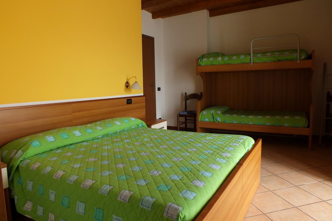 Albergo Ristorante Innocenti Ardenno Bagian luar foto