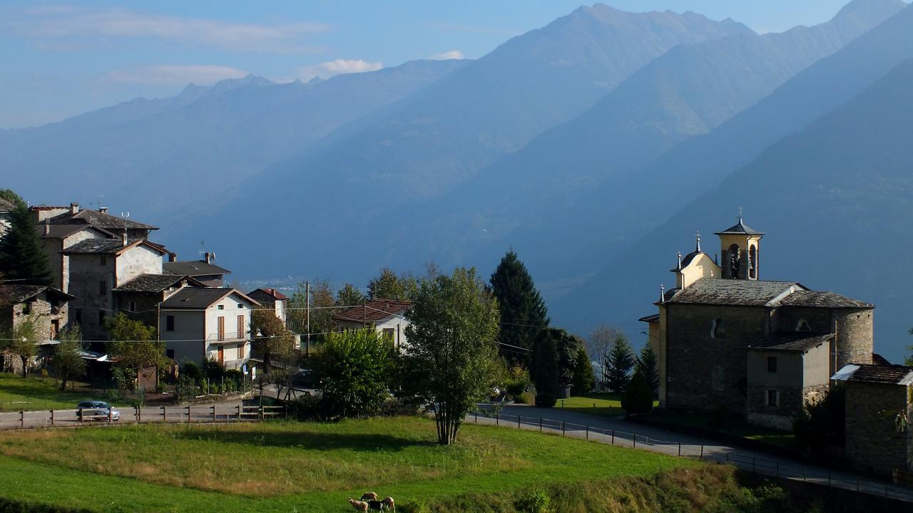 Albergo Ristorante Innocenti Ardenno Bagian luar foto